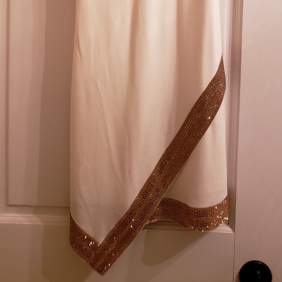 Bebe Dress - Picture 3 of 4